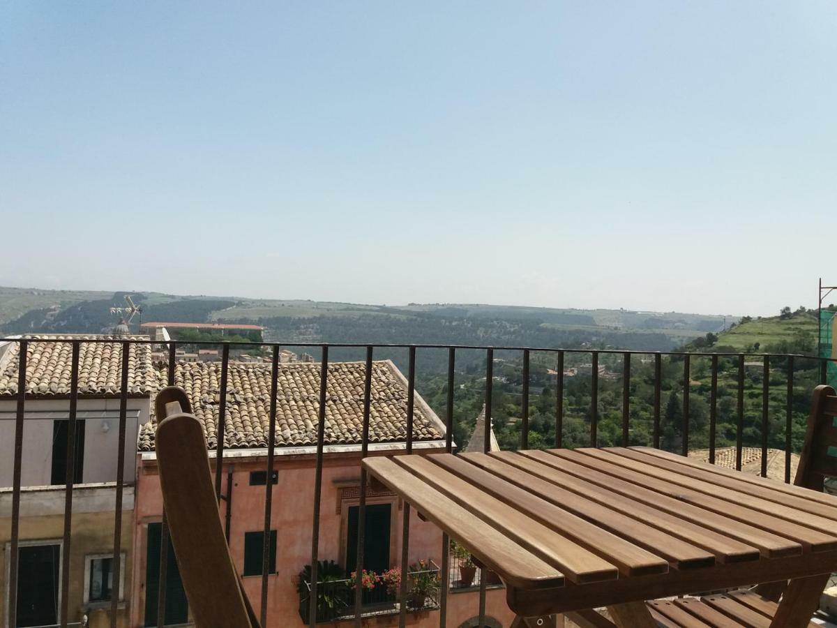 Ibla Baroque Loft Apartment Ragusa Ngoại thất bức ảnh
